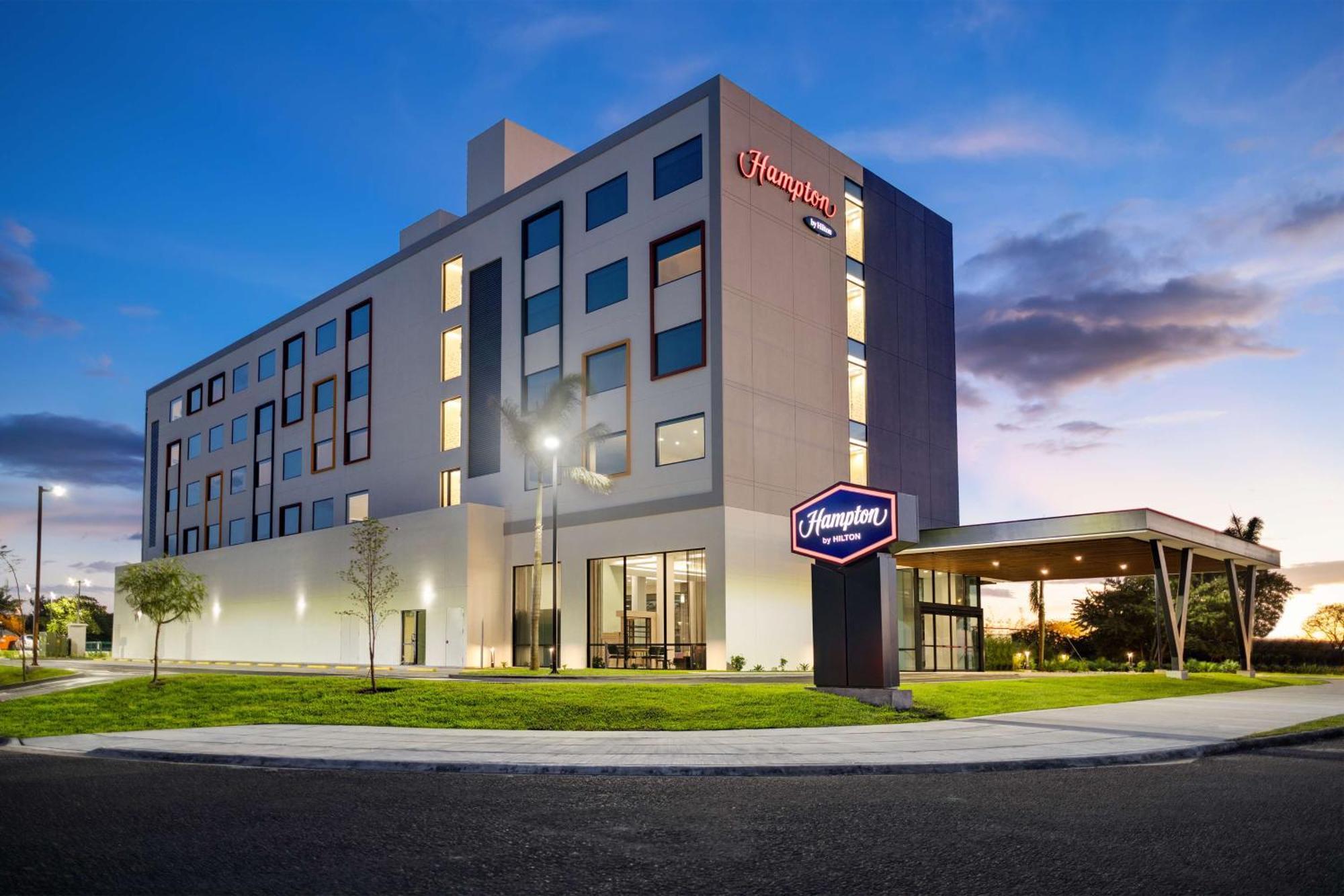 Hampton By Hilton Guanacaste Airport Hotel ลิเบเรีย ภายนอก รูปภาพ